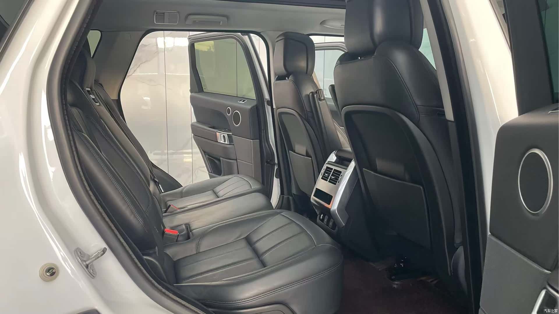 Land Rover Range Rover, 2019 15