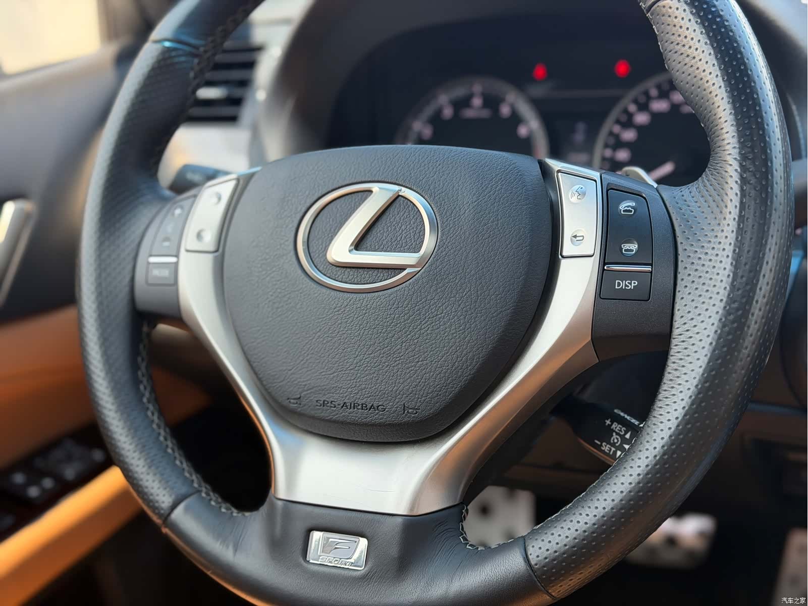 Lexus GS, 2015 12