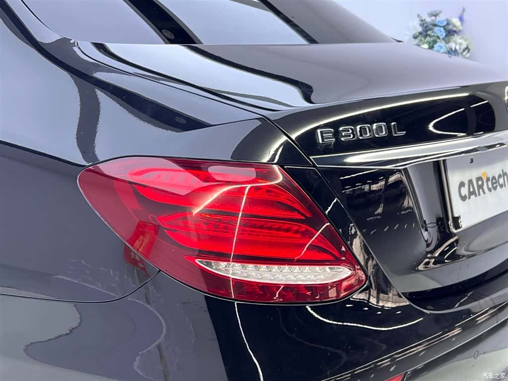 Mercedes-Benz E-Class, 2020 10