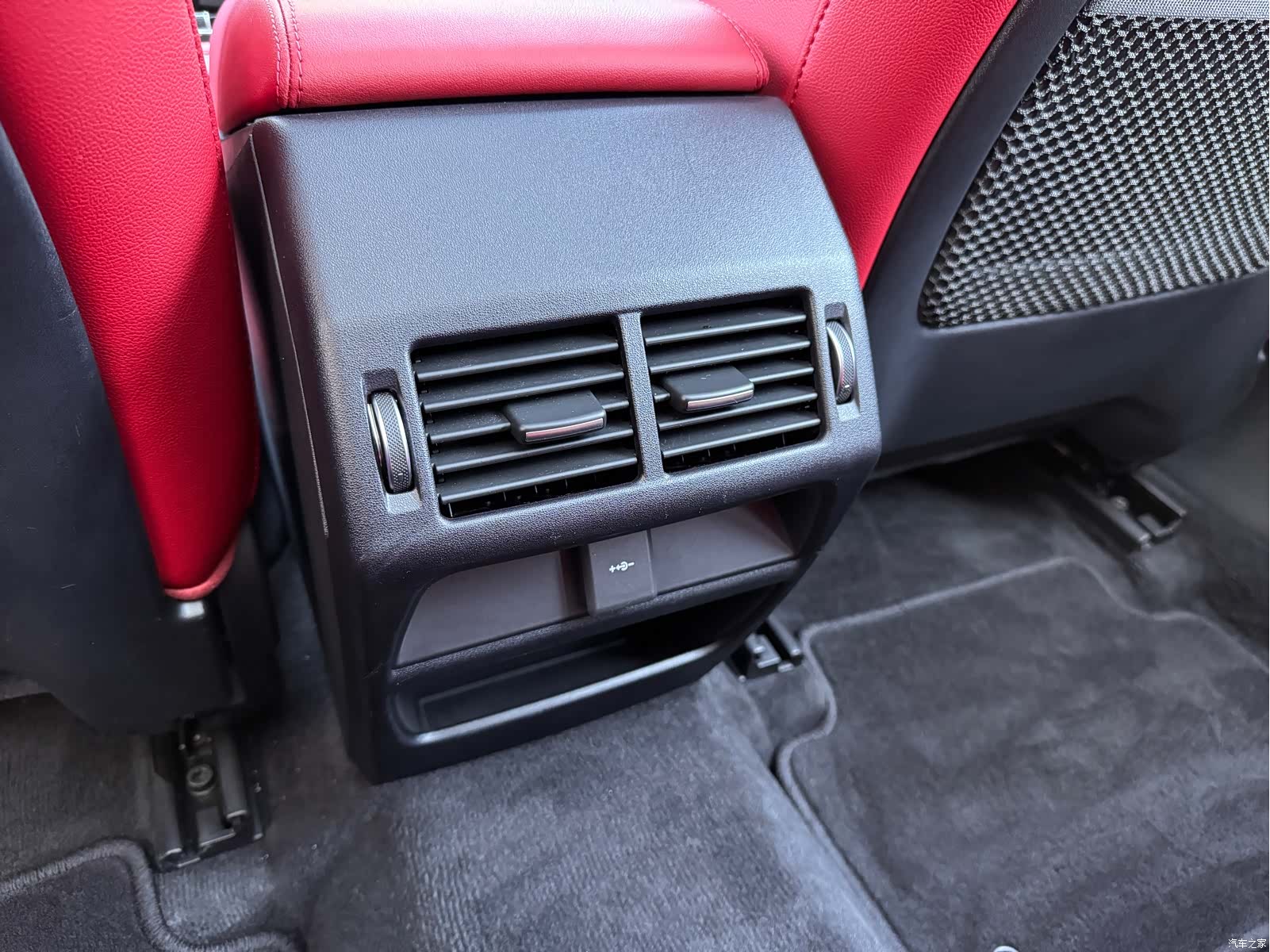 Land Rover E-PACE, 2025 18