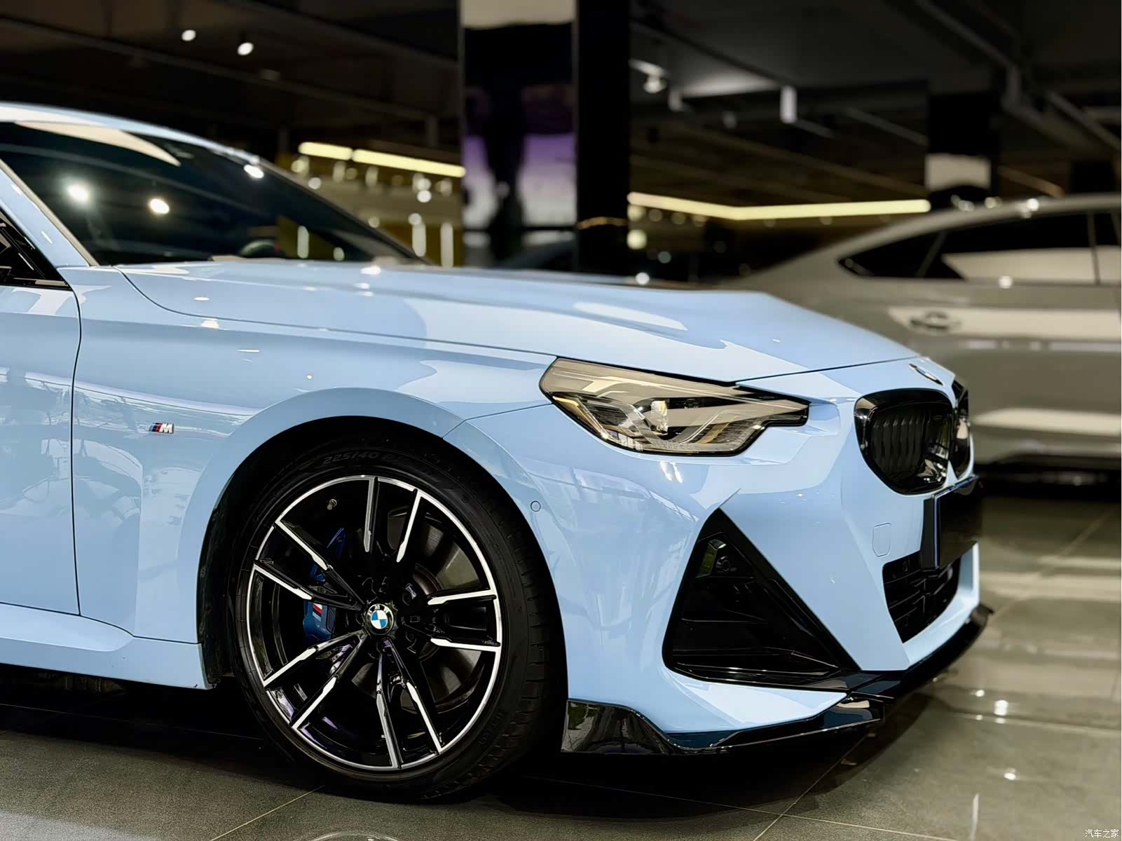 BMW M2, 2025 все фото