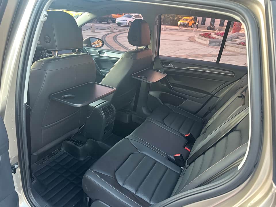 Volkswagen Golf*Jiayu