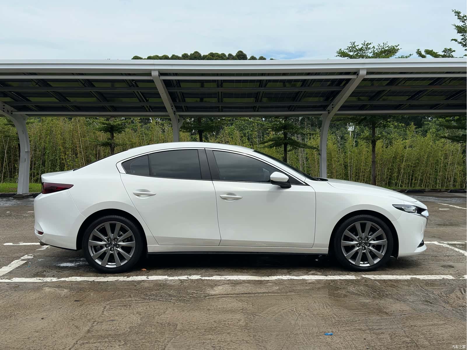 Mazda Mazda3, 2022 14