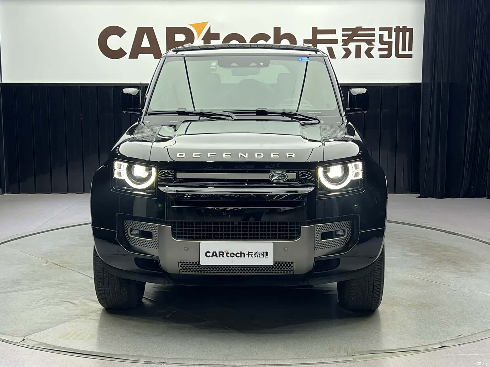 Land Rover Defender, 2024 все фото