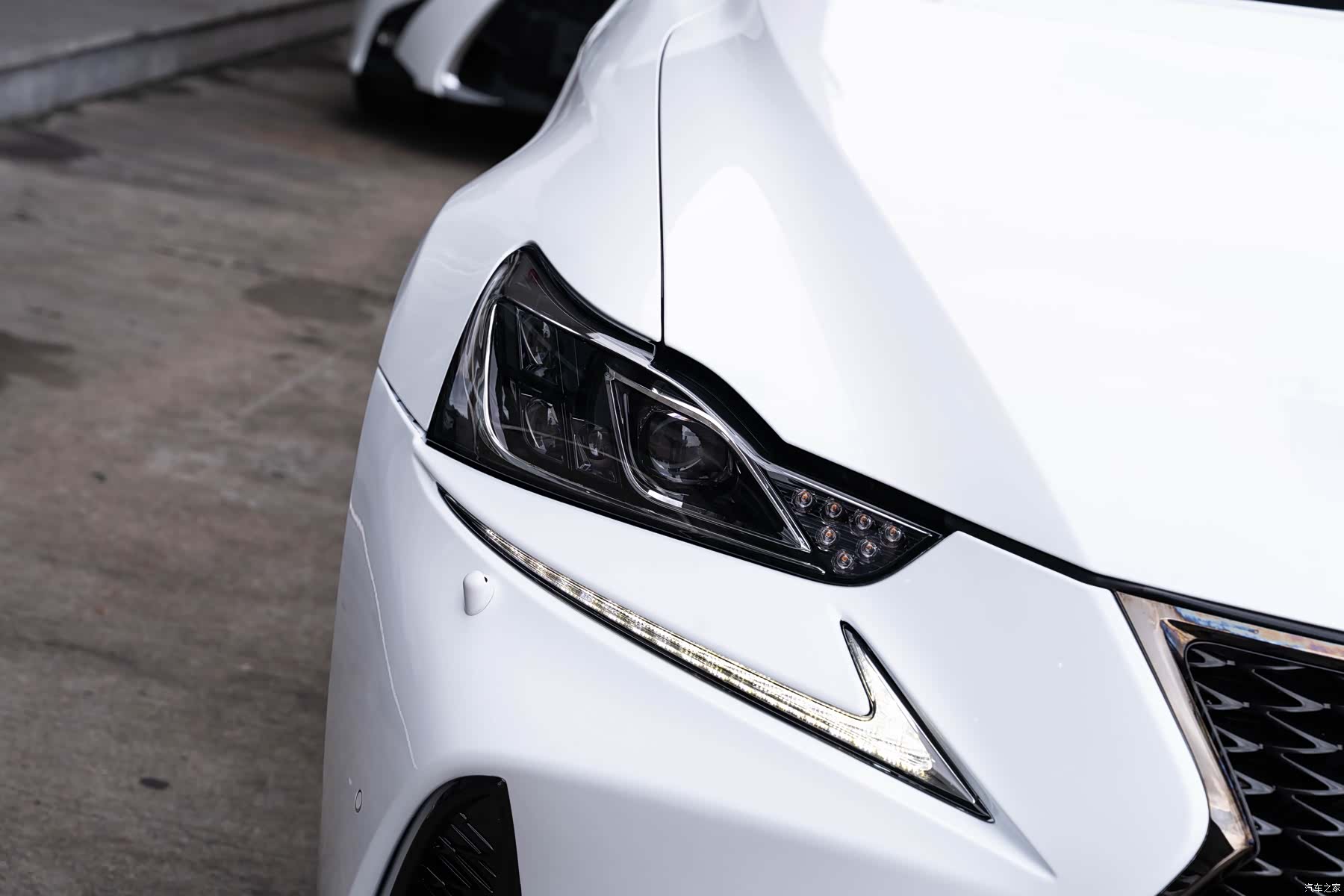 Lexus IS, 2017 6