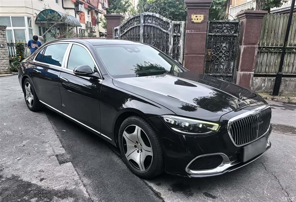 Maybach S-Class, 2021 3