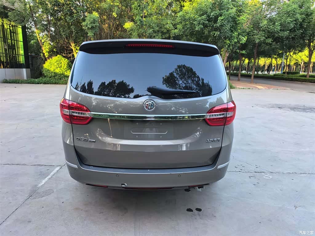 Buick GL8, 2020 4