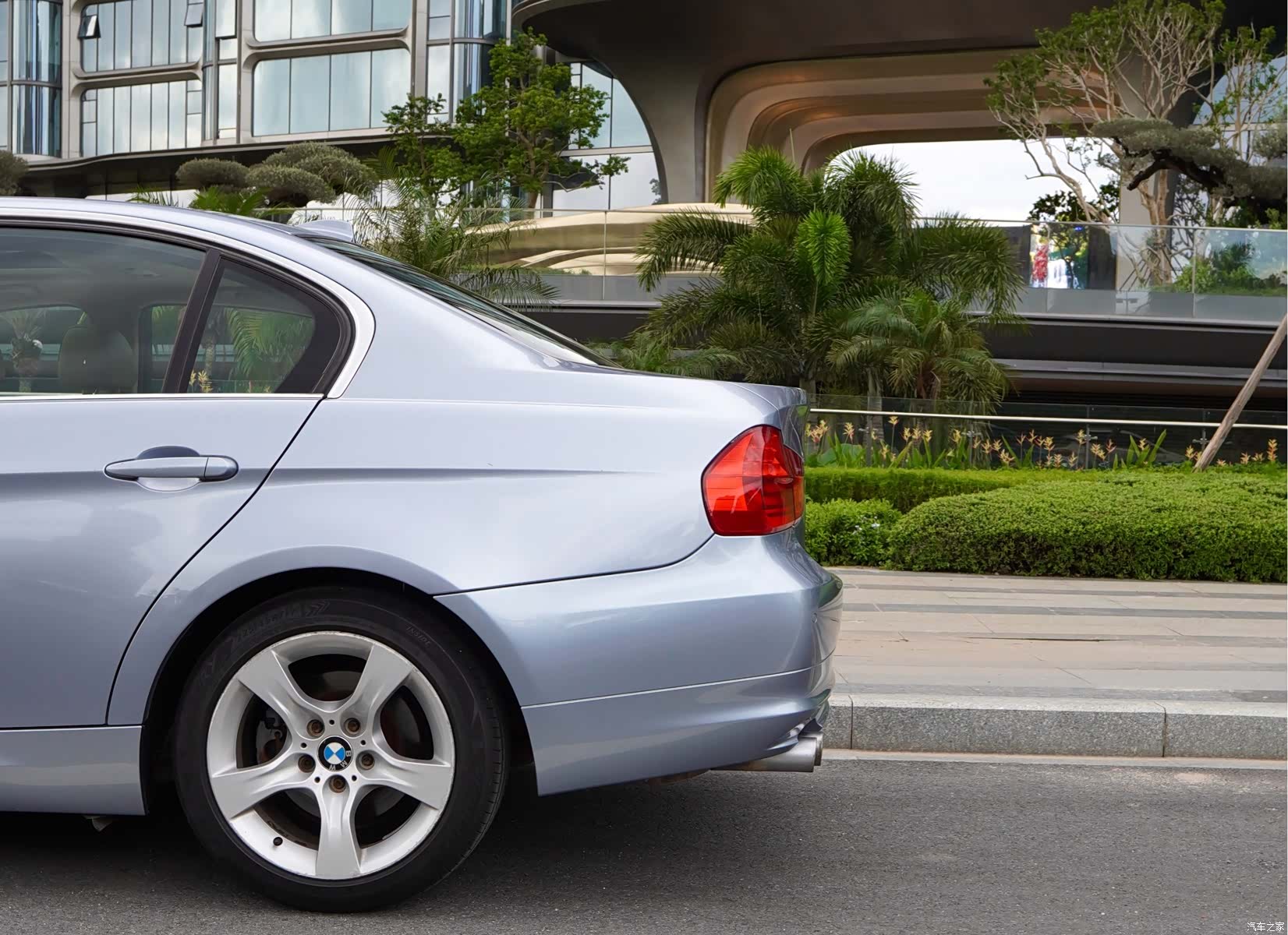 BMW 3 Series, 2011 25