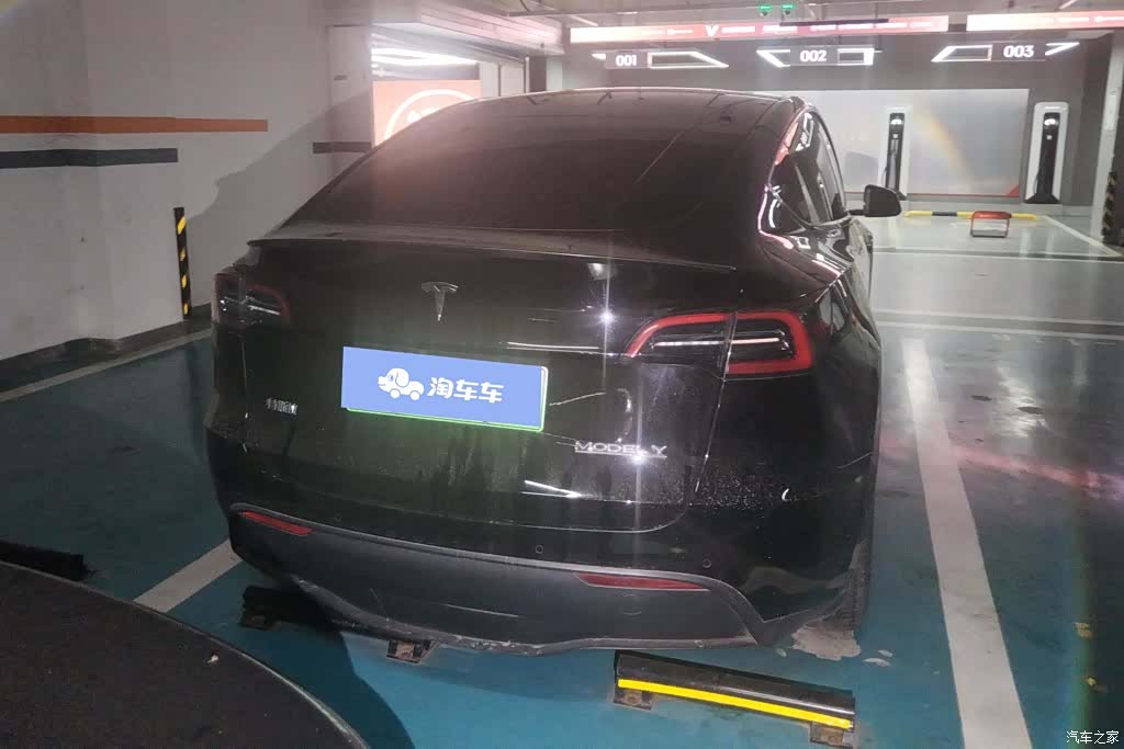 Tesla Model Y, 2022 4