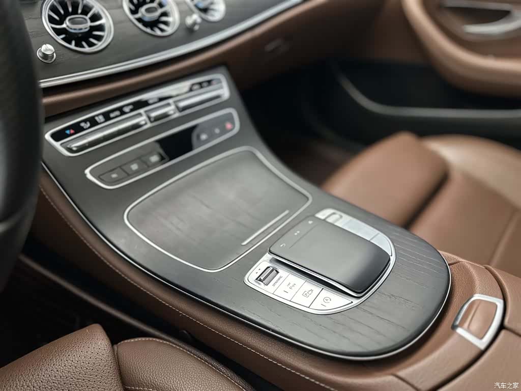Mercedes-Benz E-Class, 2021 15