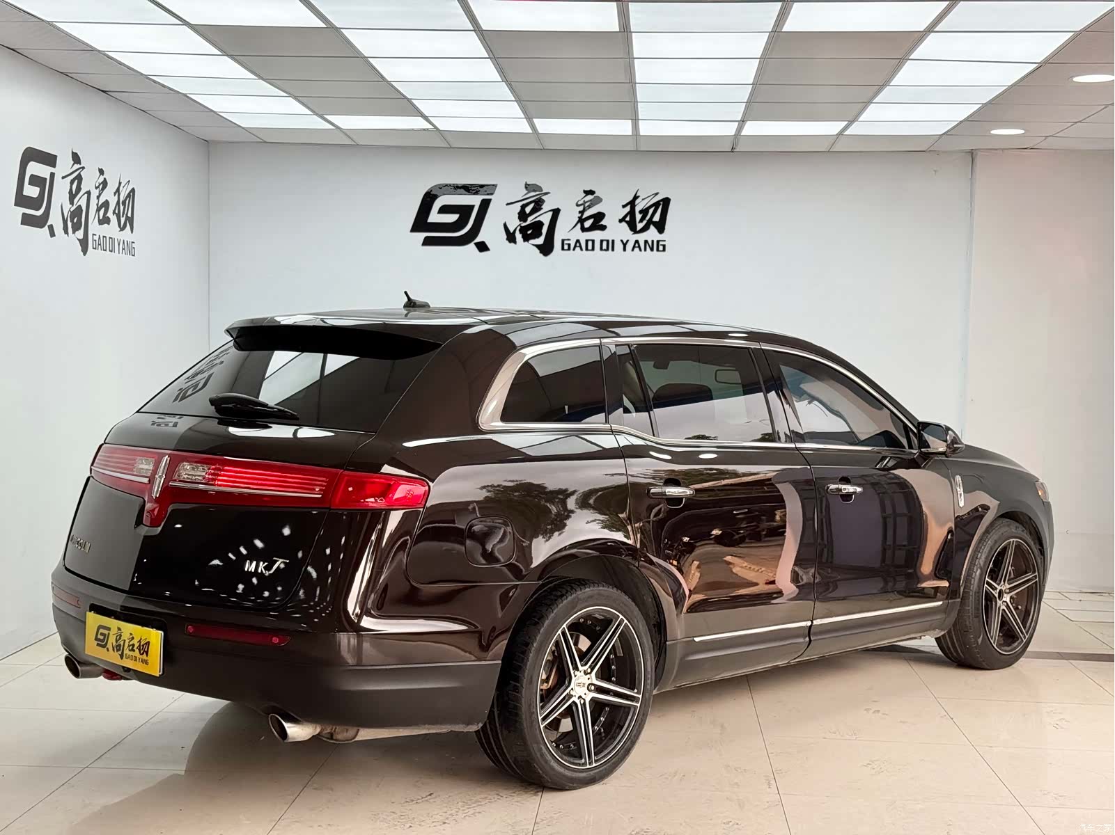 Lincoln MKT, 2014 25