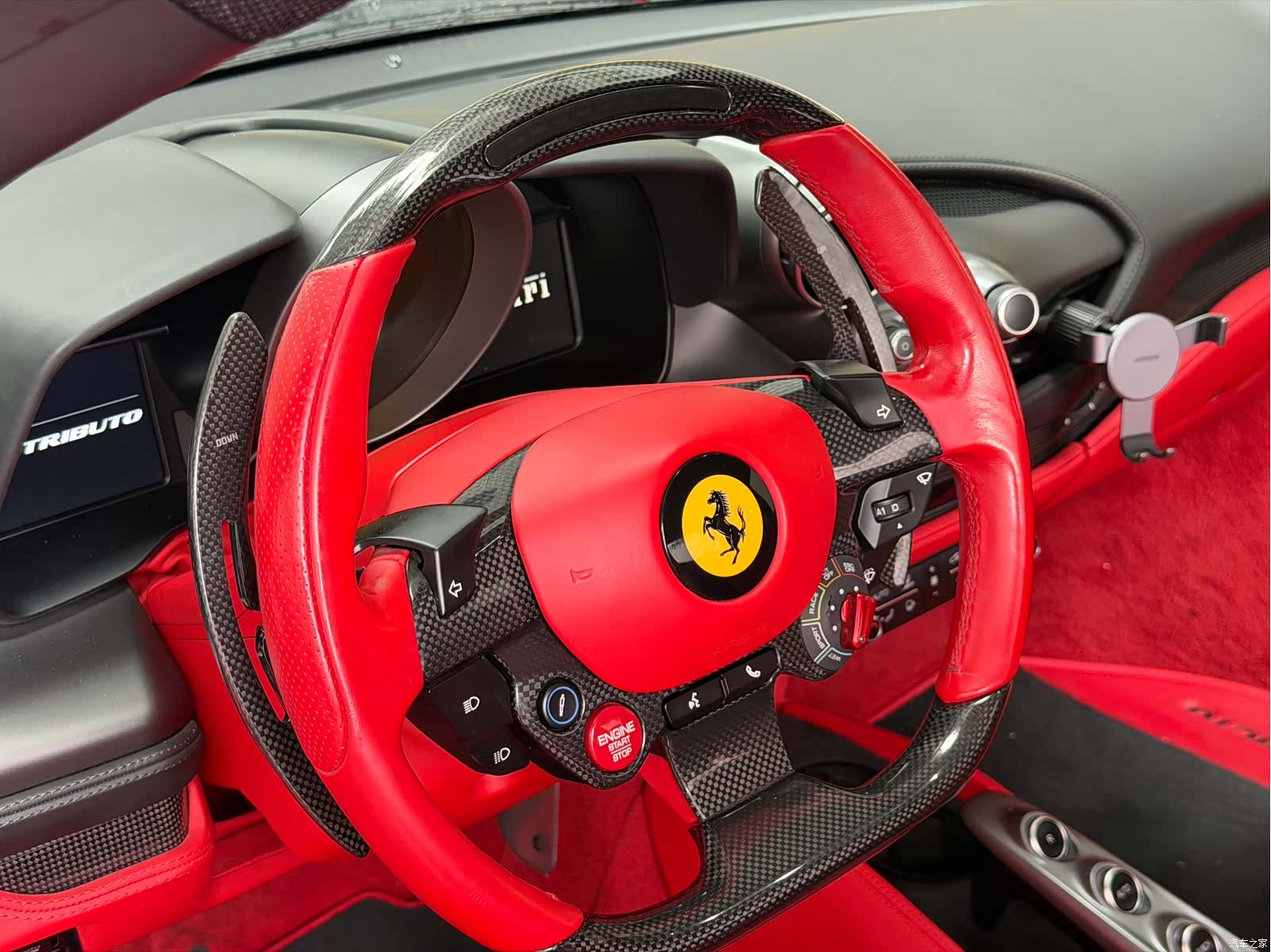 Ferrari F8, 2021 все фото