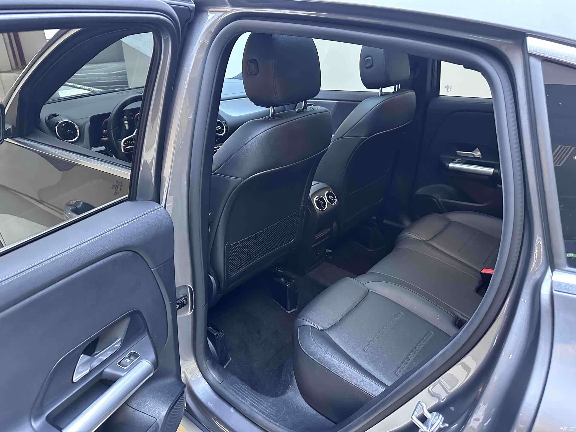 Mercedes-Benz GLA, 2021 9
