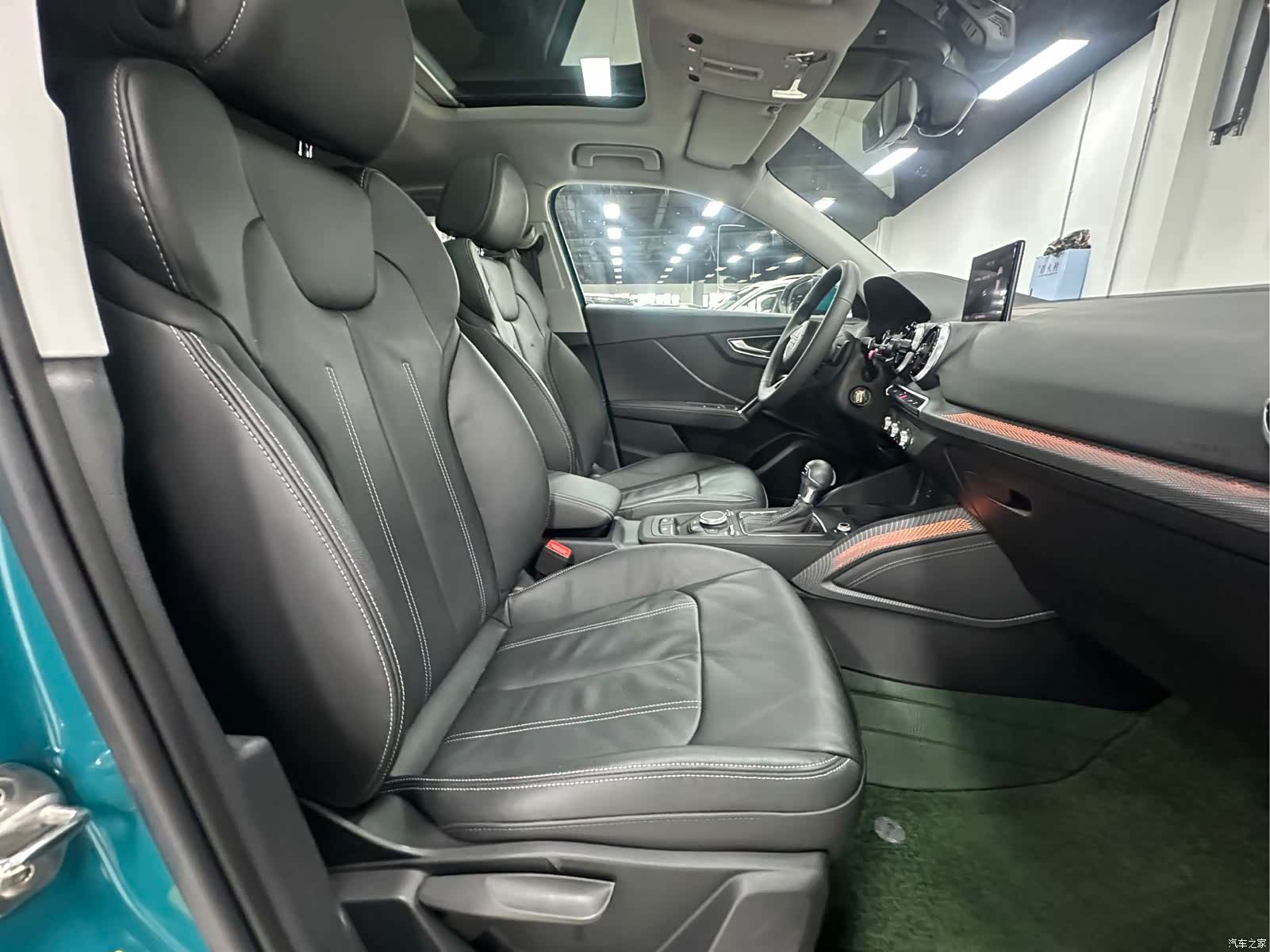 Audi Q2L, 2022 14
