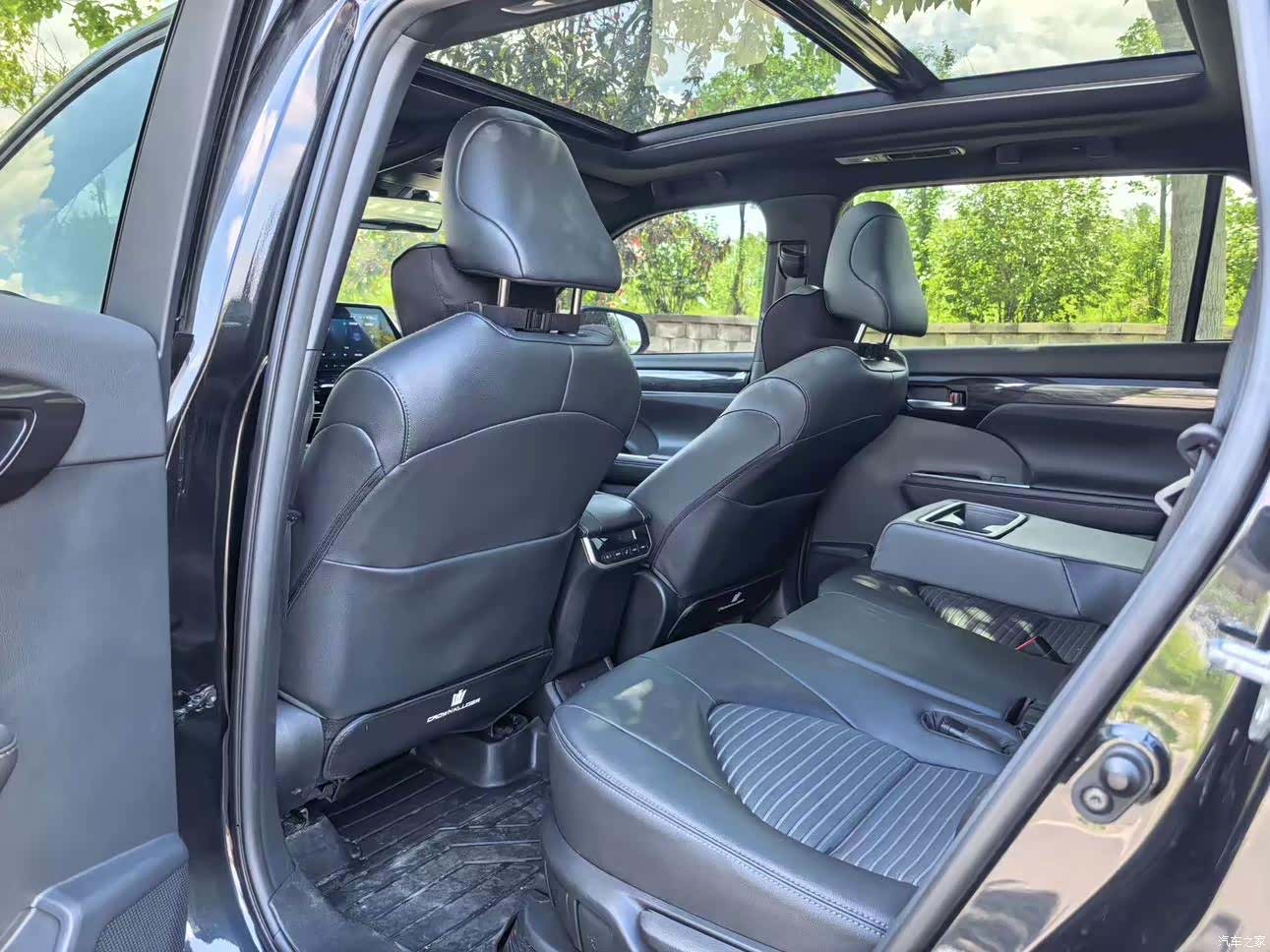 Toyota Crown, 2022 11