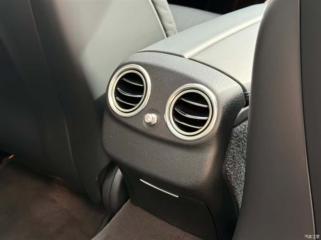 Mercedes-Benz E-Class, 2021 14