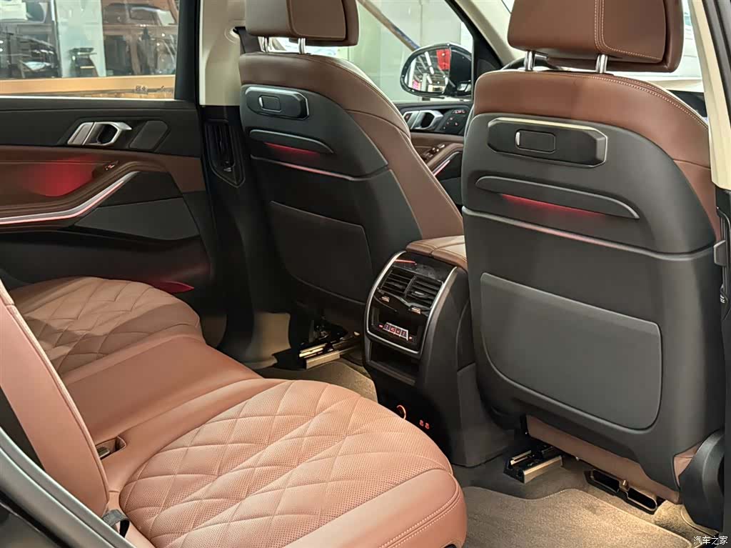 BMW X7, 2026 19