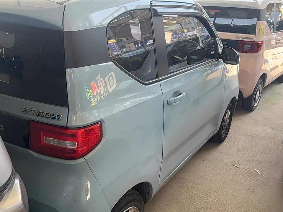 Wuling Hongguang MINIEV Wuling Hongguang MINIEV