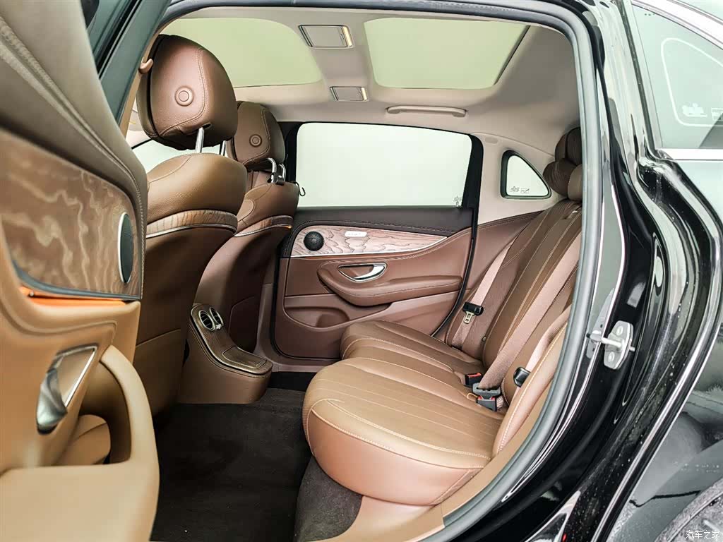 Mercedes-Benz E-Class, 2023 7
