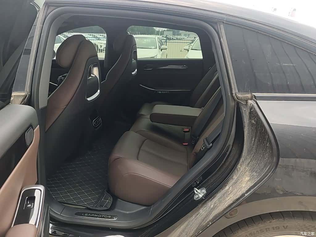 Leapmotor C01, 2023 17