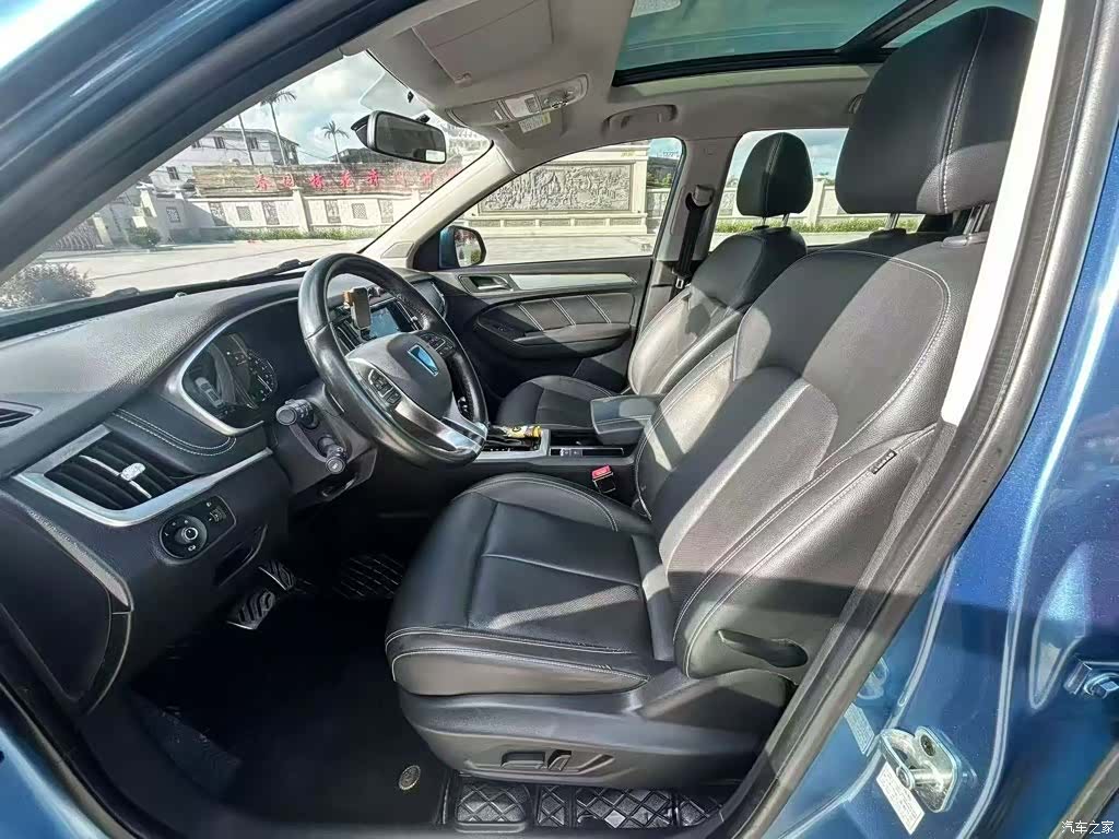 Roewe RX5, 2018 15