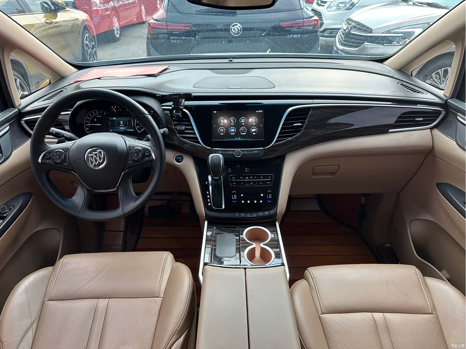 Buick GL8, 2019 все фото