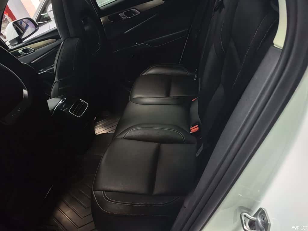 Lynk & Co 01, 2019 17