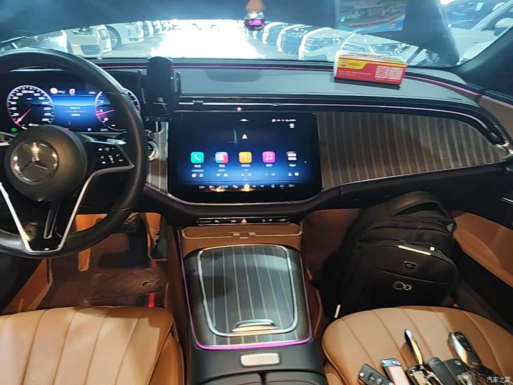 Mercedes-Benz E-Class, 2024 13