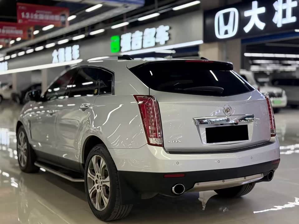 Cadillac SRX