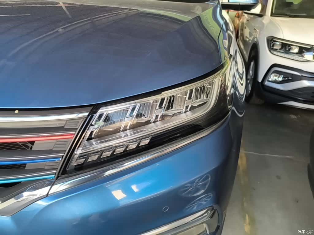 Roewe RX5, 2018 24
