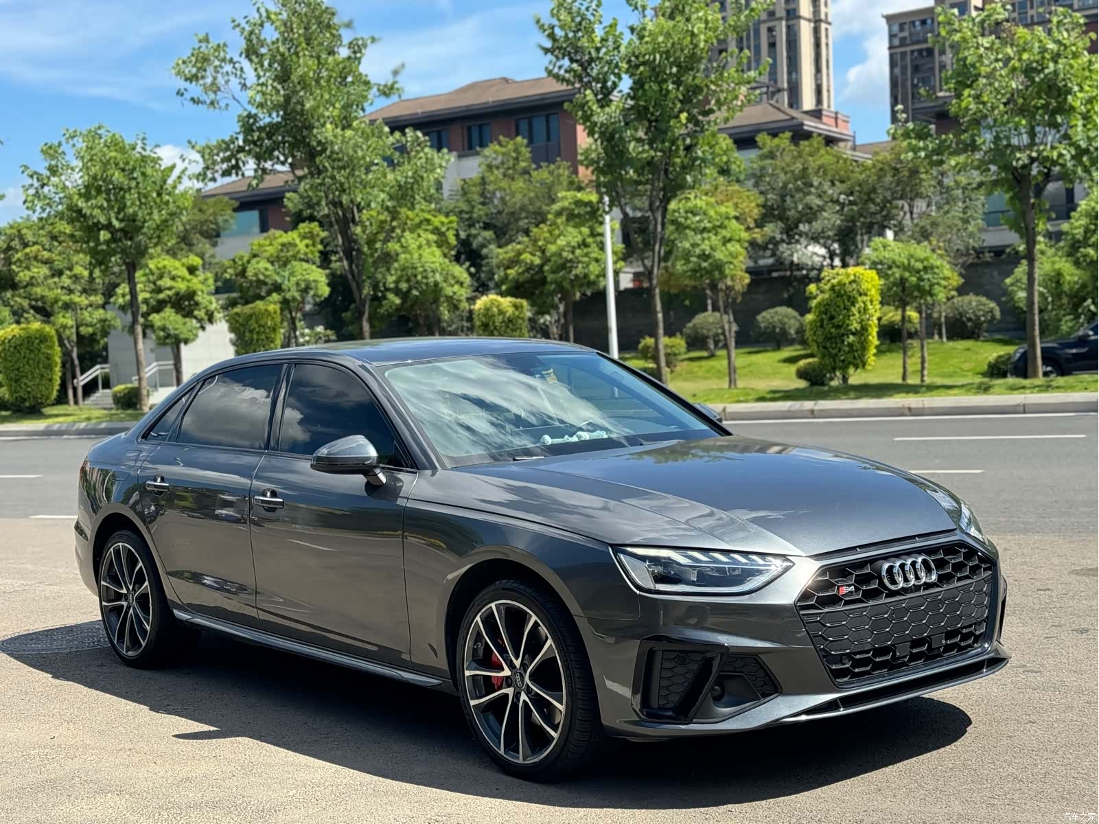 Audi A4L, 2020 3