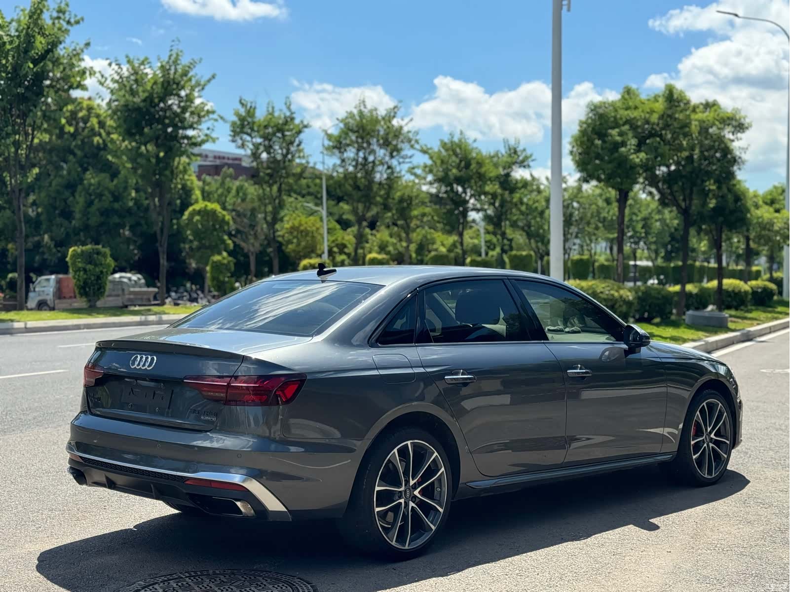 Audi A4L, 2020 15