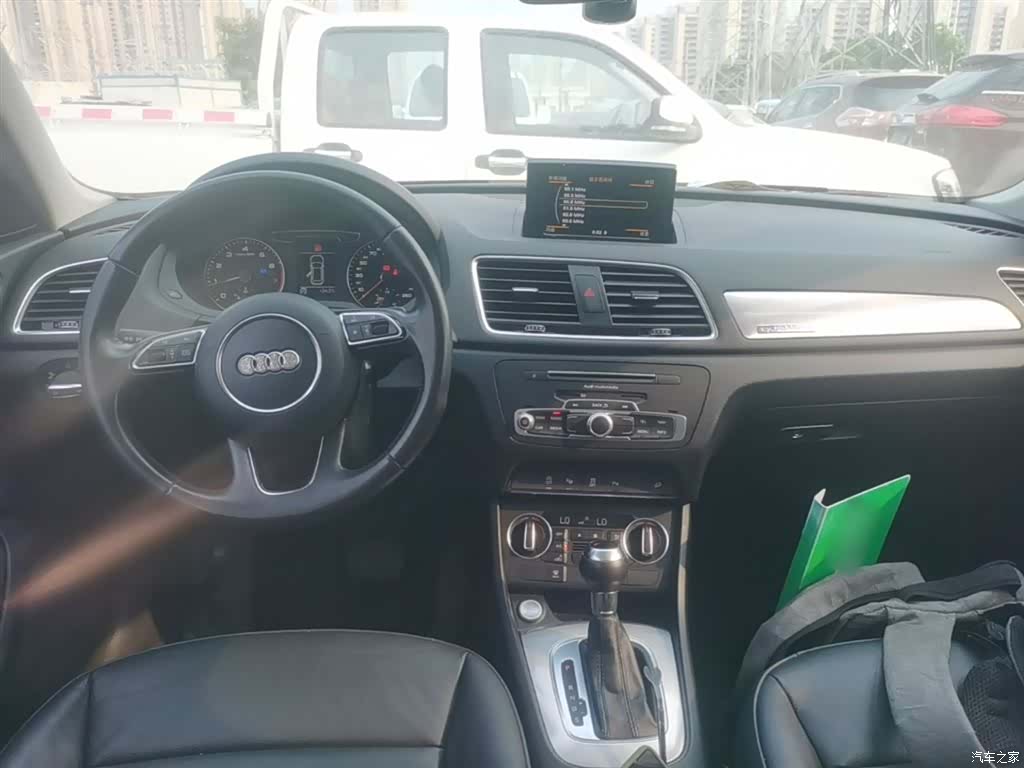 Audi Q3, 2016 10