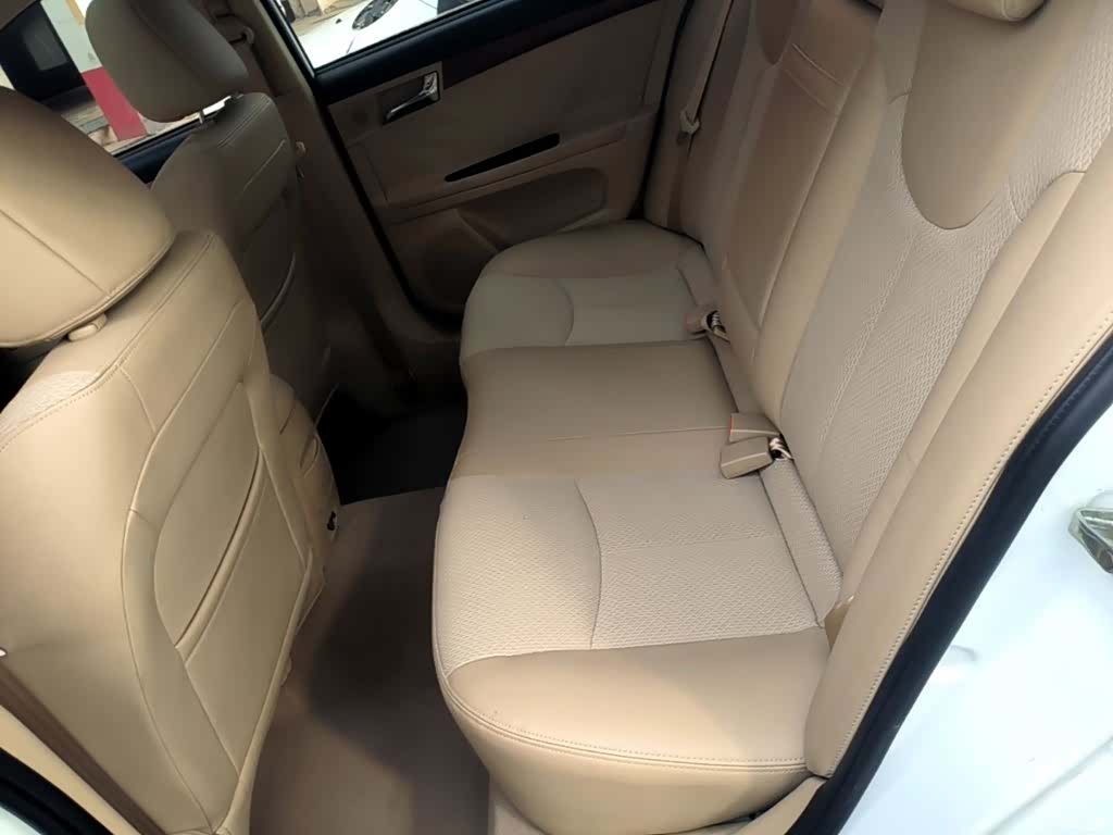 Roewe 350, 2014 17
