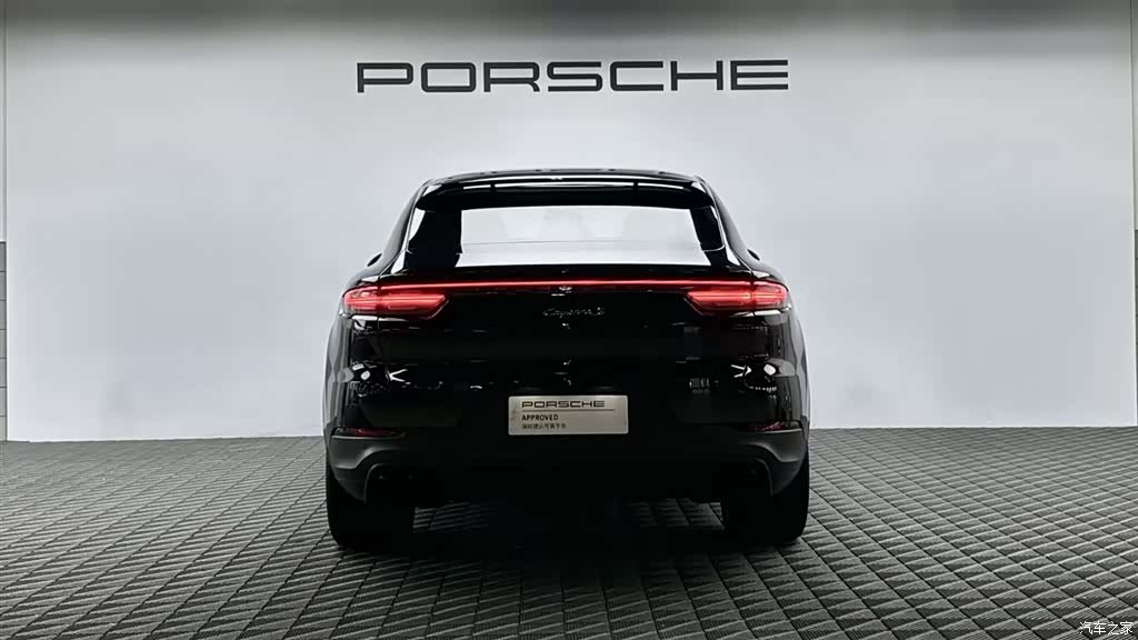 Porsche Cayenne, 2022 все фото
