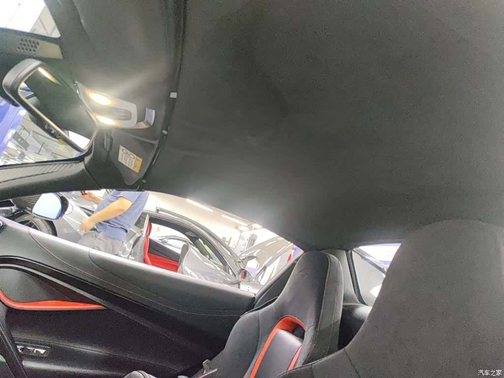 McLaren 720S, 2020 7