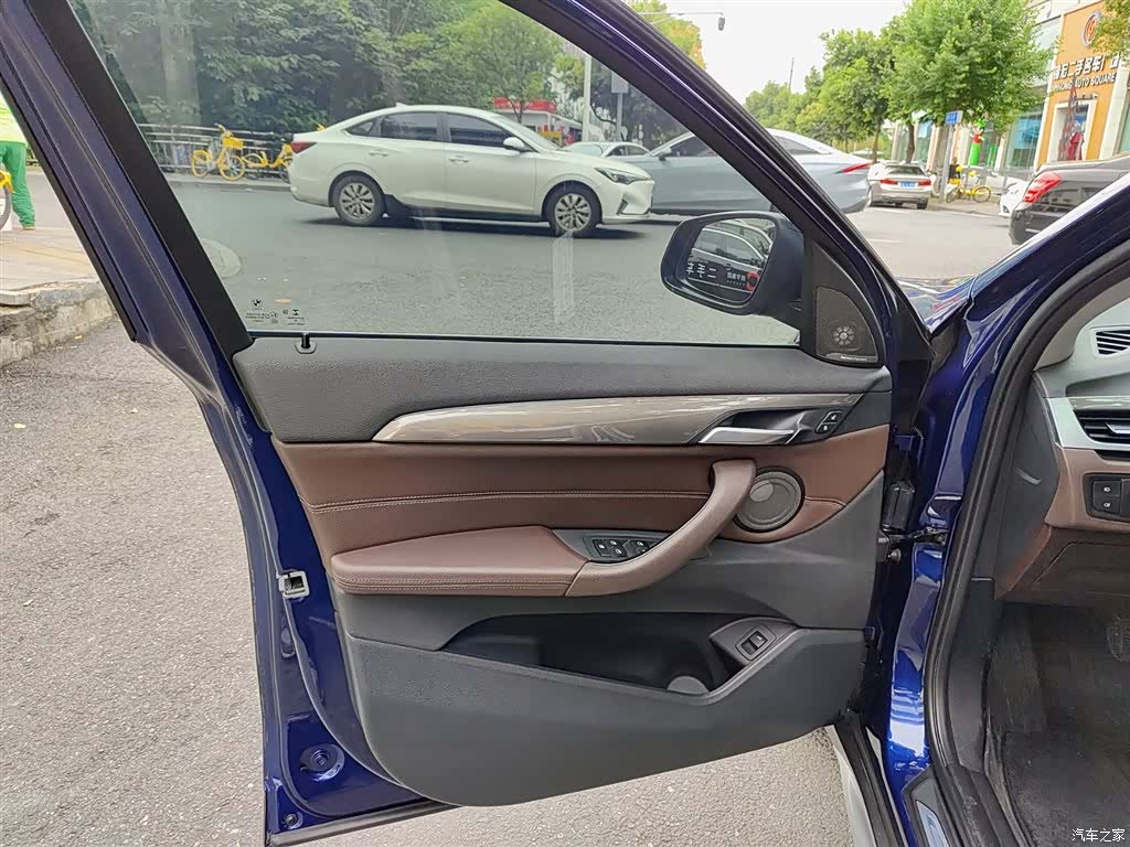 BMW X1, 2019 6