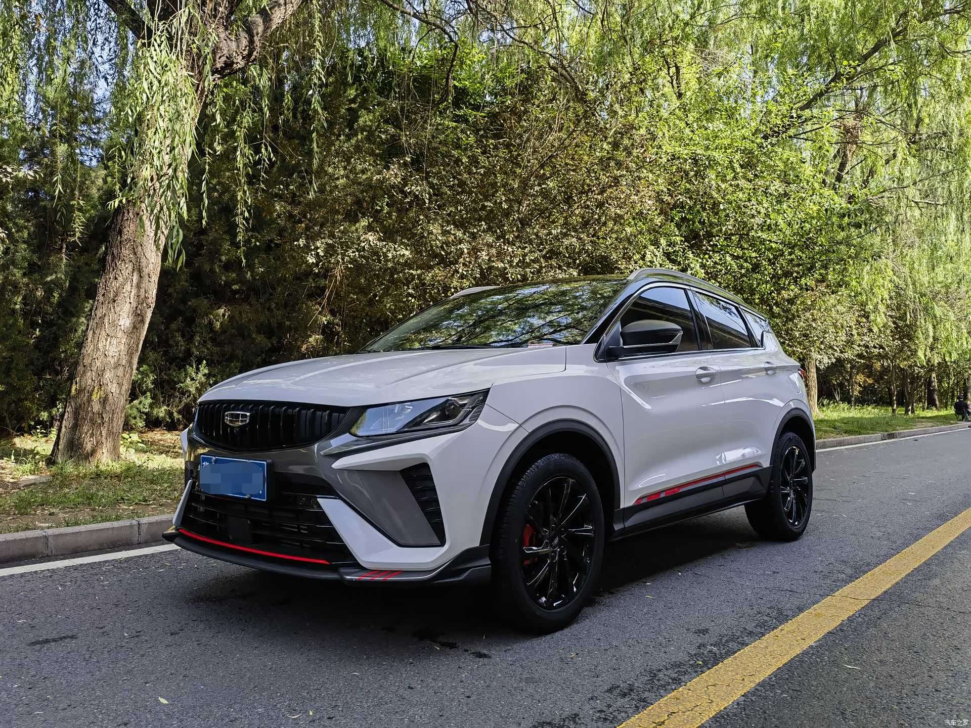 Geely Coolray, 2023 1