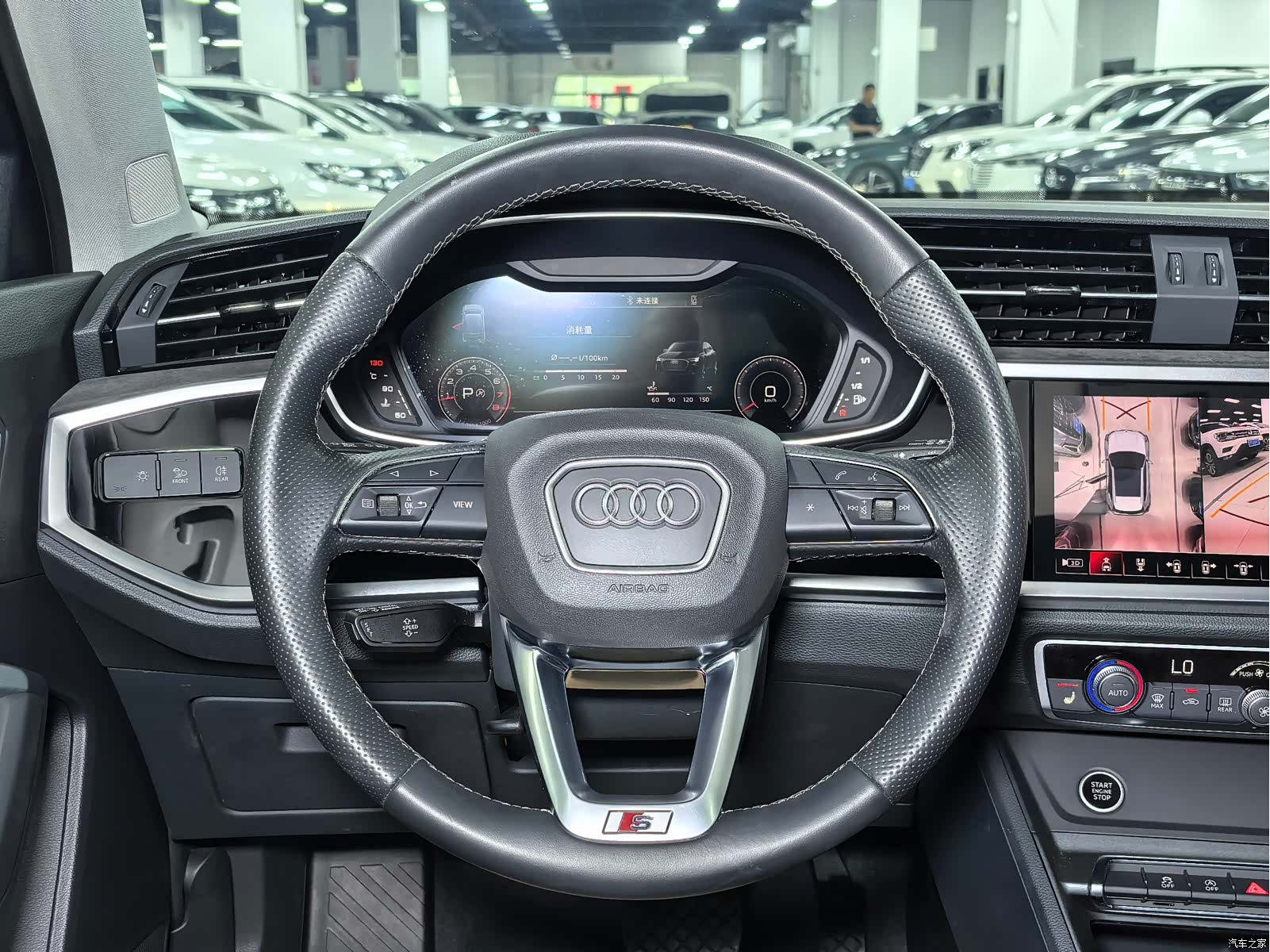 Audi Q3, 2023 12