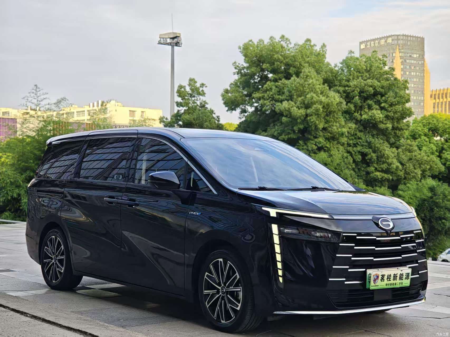 Trumpchi E8, 2024 3