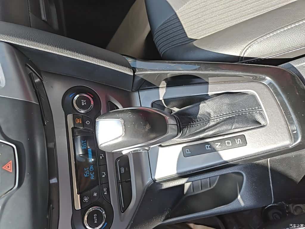 Ford Focus, 2015 14