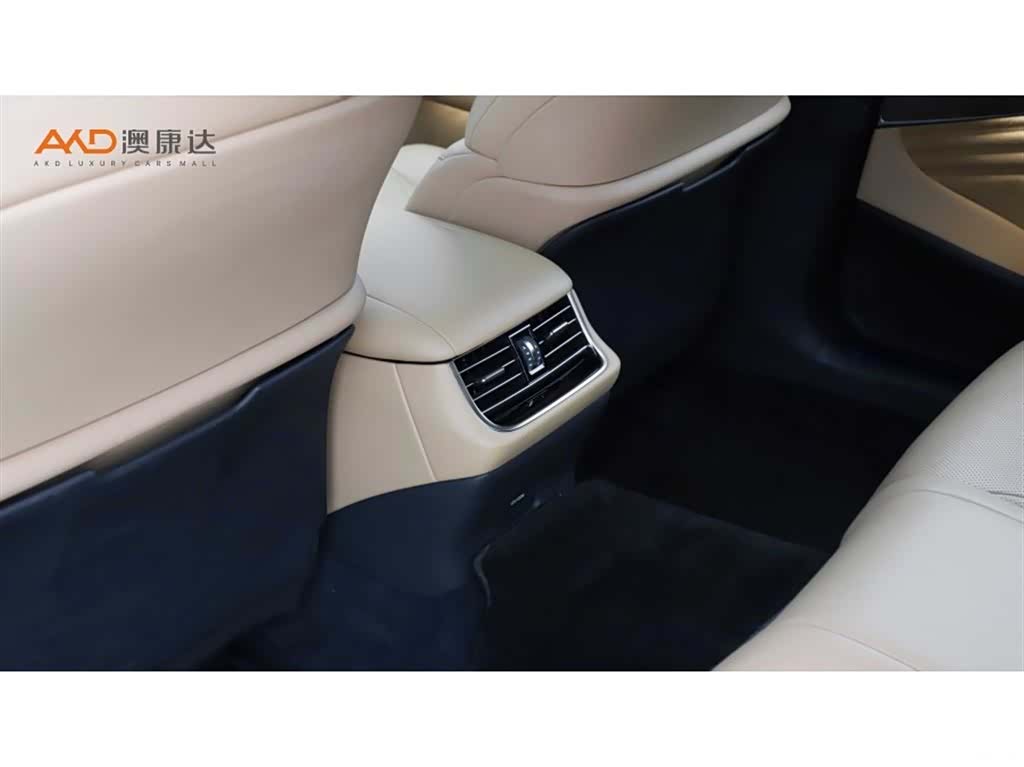 Lexus LS, 2021 9