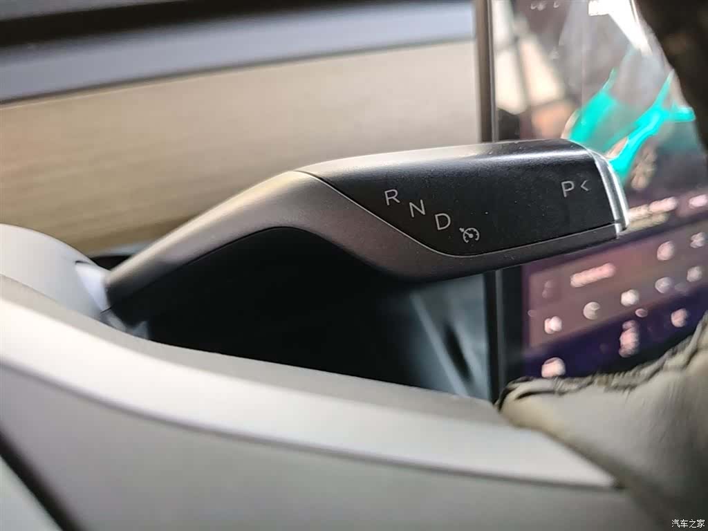Tesla Model Y, 2021 14
