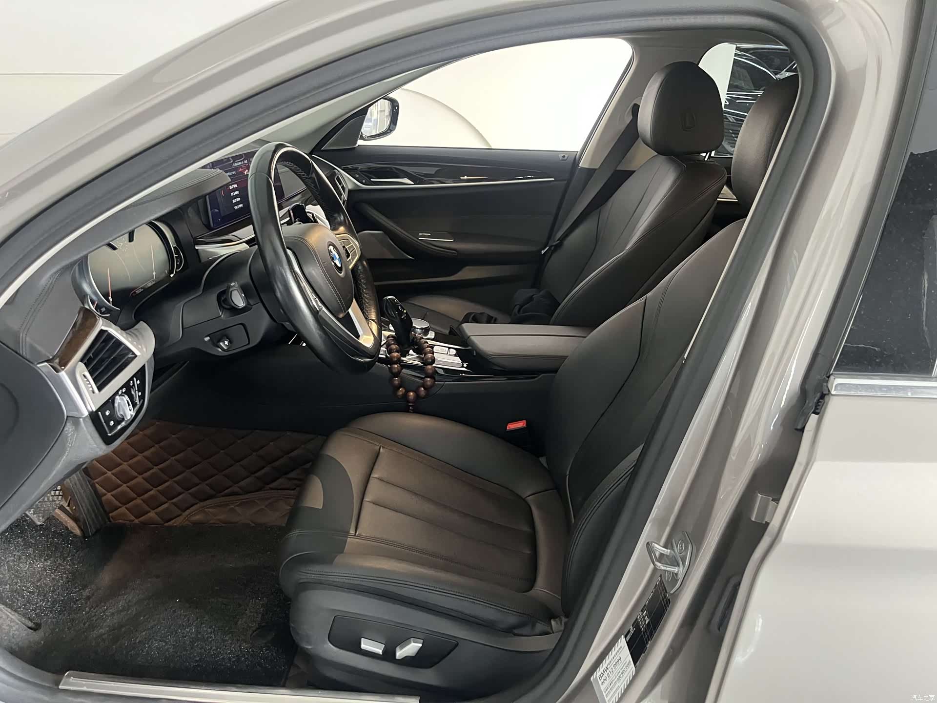 BMW 5 Series, 2018 6