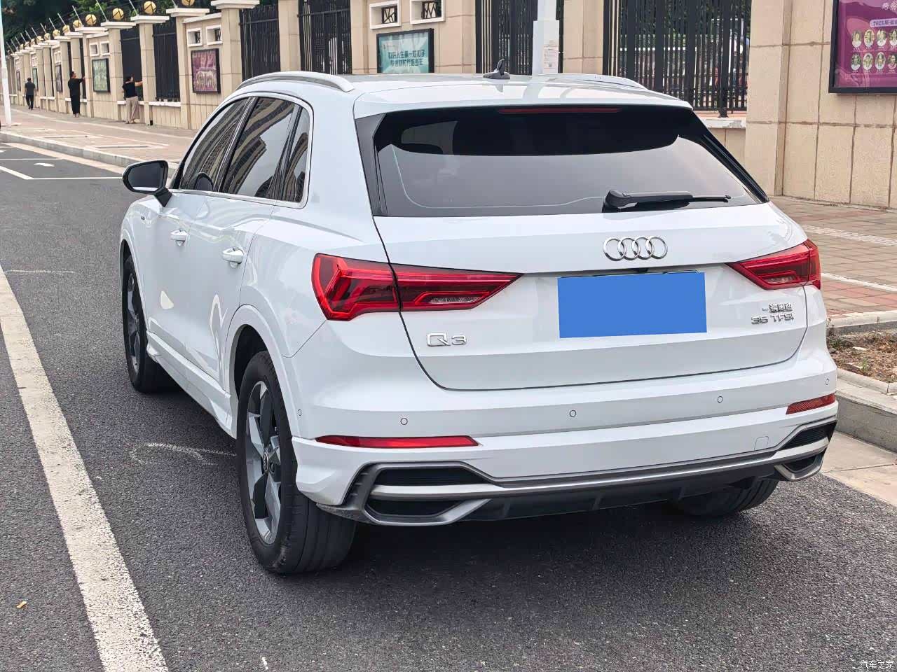 Audi Q3, 2021 4