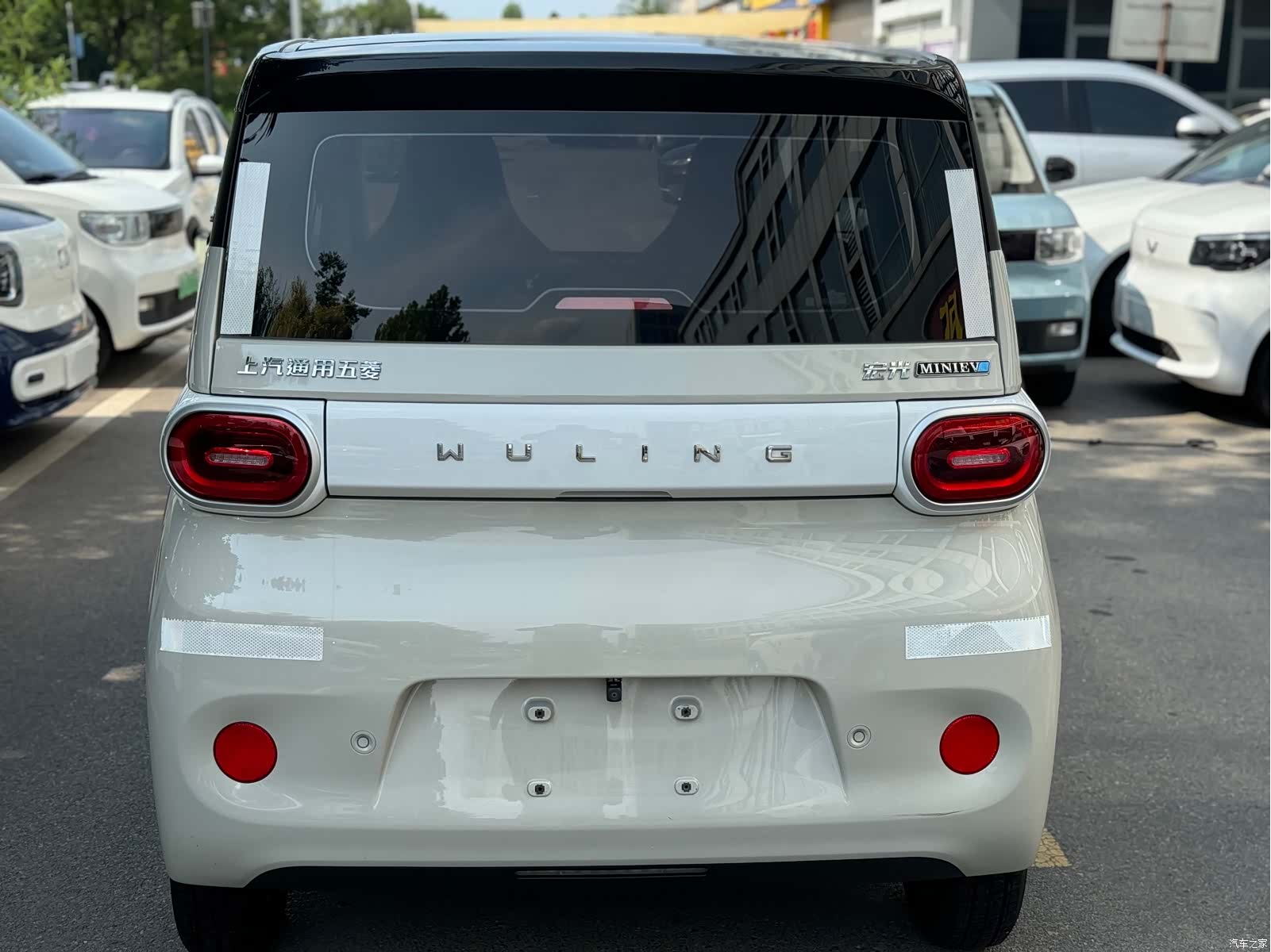 Wuling MINIEV, 2024 8