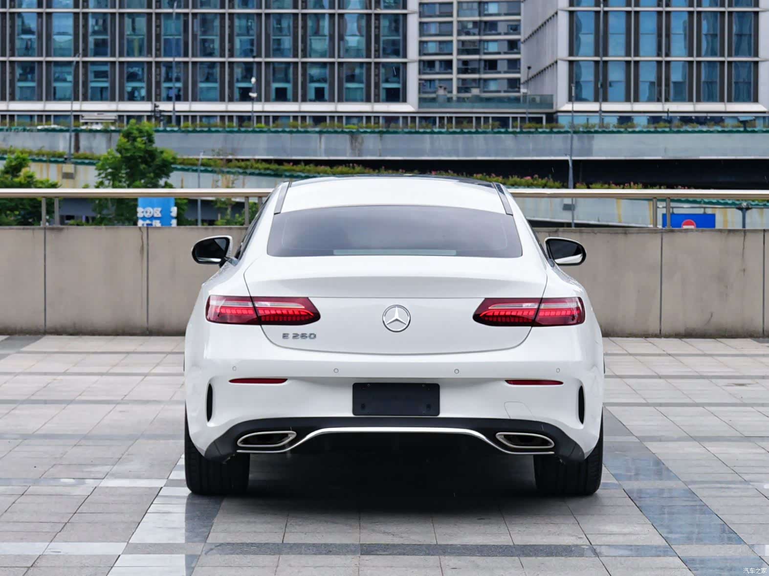 Mercedes-Benz E-Class, 2023 все фото