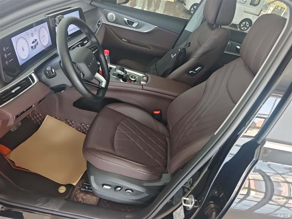 Chery Tiggo 8, 2024 15