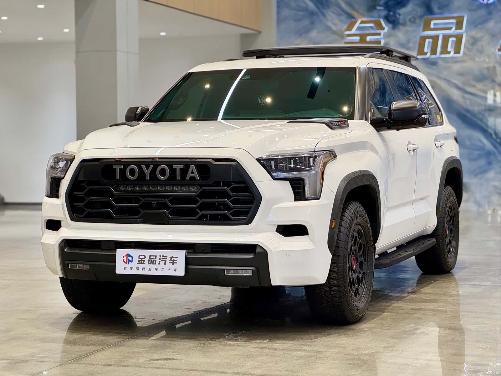 Toyota Sequoia, 2025 1