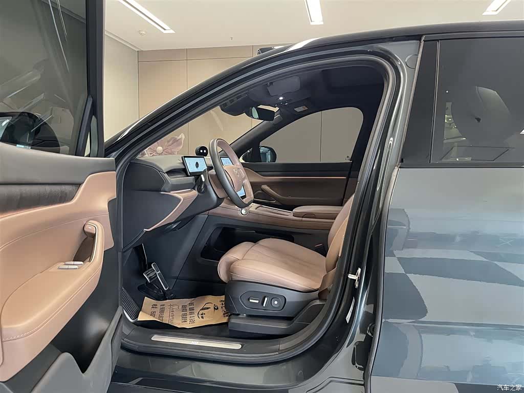 NIO ES8, 2023 25